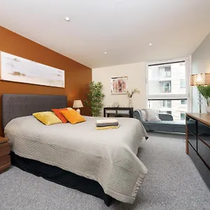 https://lanterns-way.brighton-hotels-england.com