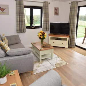 https://comfortable-guest-suite-in-stanton-drew-chew-valley.cardiffhotelswales.com